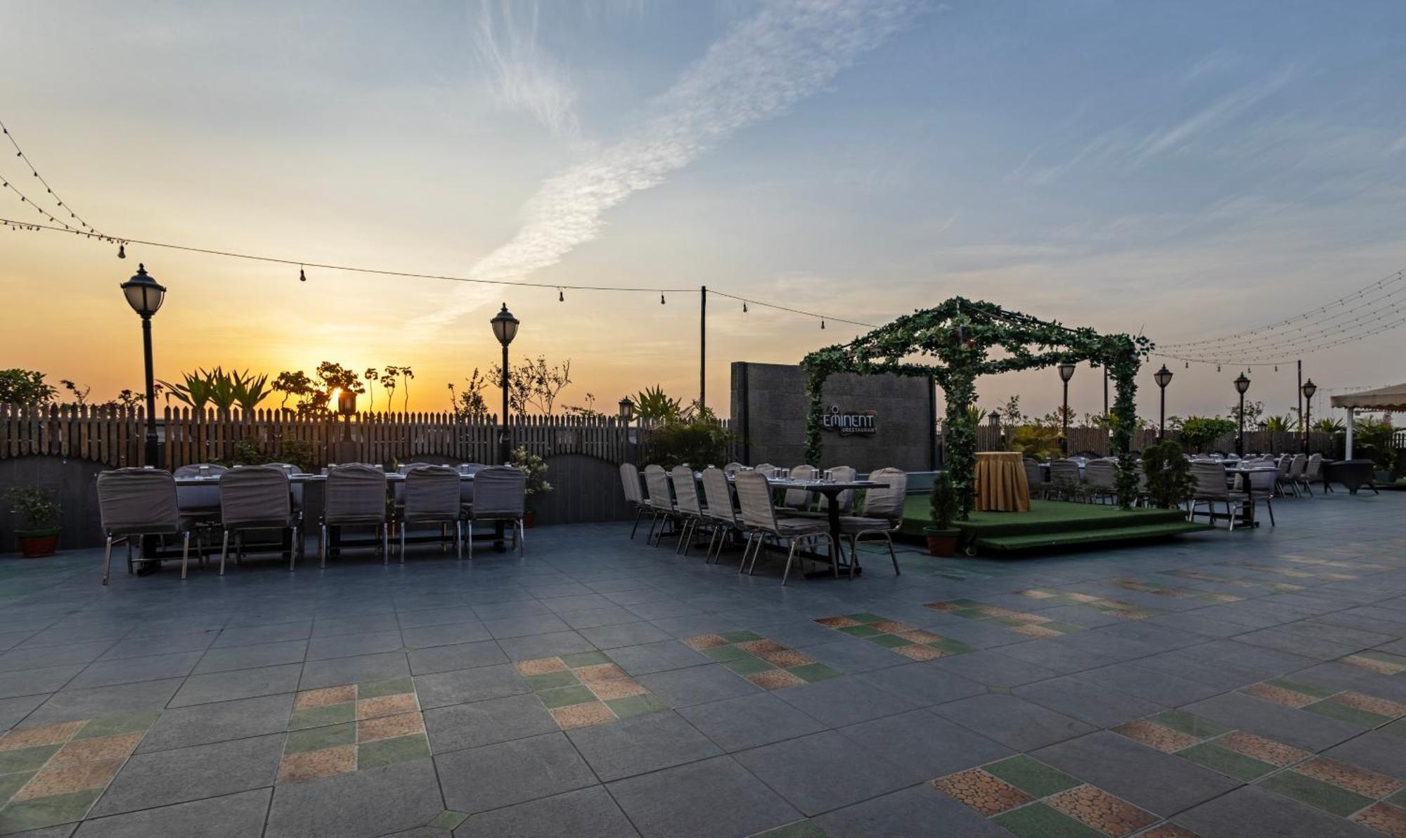 Treebo Eden Park, Ahmedabad Hotel Batwa ภายนอก รูปภาพ
